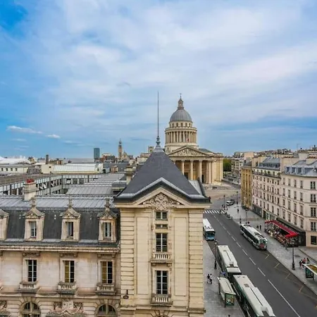 With Pantheon View Appartamento Parigi